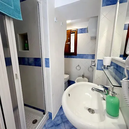 Vico Ferro 2 House *